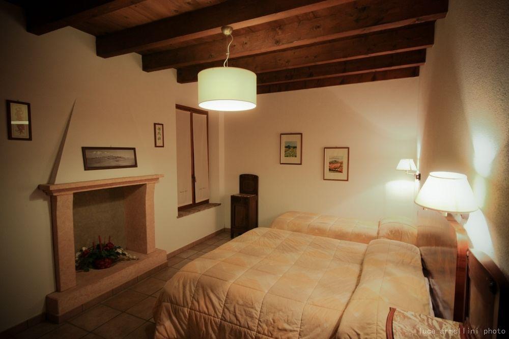 شقة فولتا مانتوفانا  في Agriturismo Cascina Boschi المظهر الخارجي الصورة