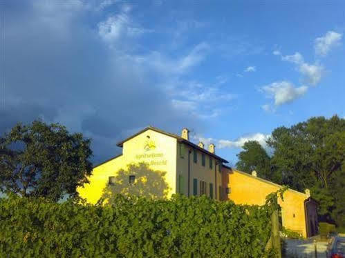 شقة فولتا مانتوفانا  في Agriturismo Cascina Boschi المظهر الخارجي الصورة